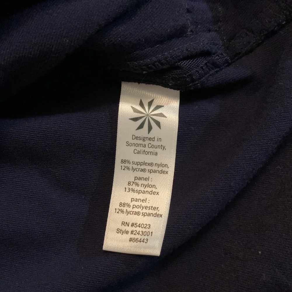 Athleta Dark Blue & Green Mesh Full Tilt Zip up Jacket Small - Picture 10 of 10